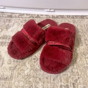 Fabletics snug strap faux fur slippers, burgundy